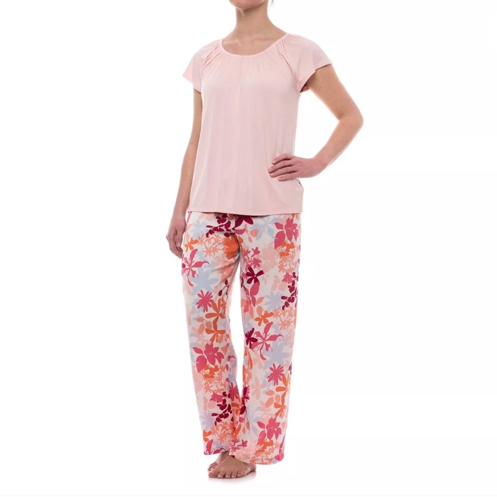 Oscar de la Renta Pink  Floral Pajamas , Large